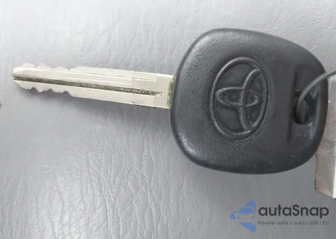 2005 Toyota Corolla Ce z USA, uszkodzony, nr VIN 1NXBR32E75Z367403